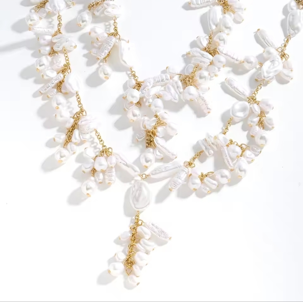 Pearl and Gold Statement Necklace - Picture 3 of 7